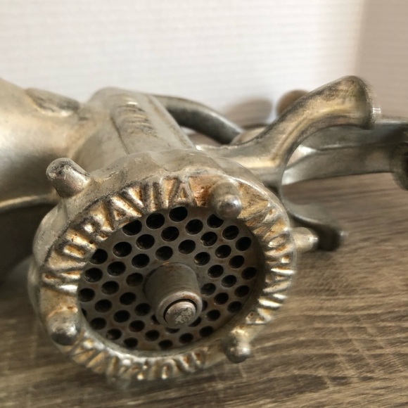 Vtg Moravia Metal Hand Crank Meat Grinder - Picture 7 of 11